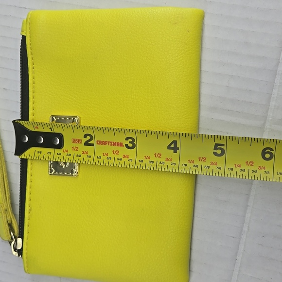 Betsey Johnson Yellow Wristlet - Picture 3 of 5